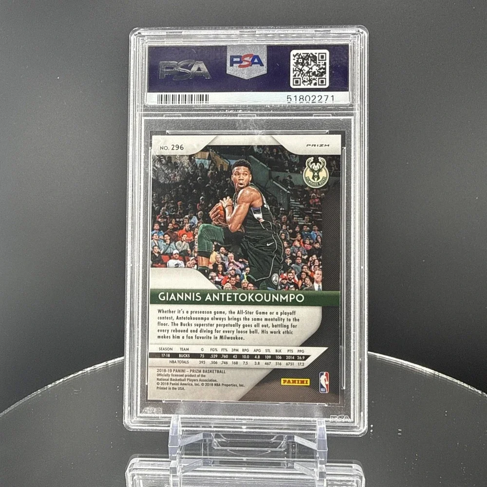 Giannis Antetokounmpo 2018 Prizm Silver Card PSA 10 Bucks